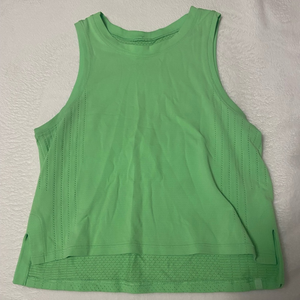 Lululemon muscle tee
